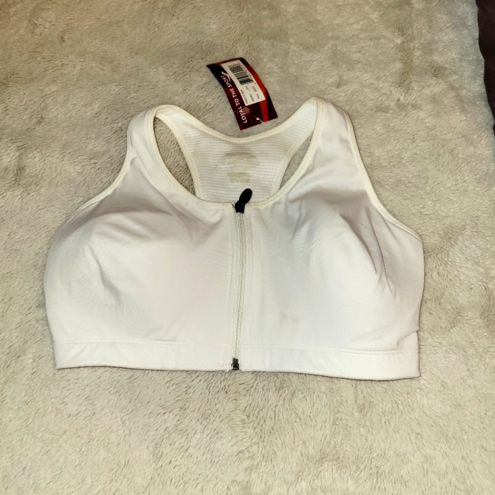 Saucony  White Sport Bra